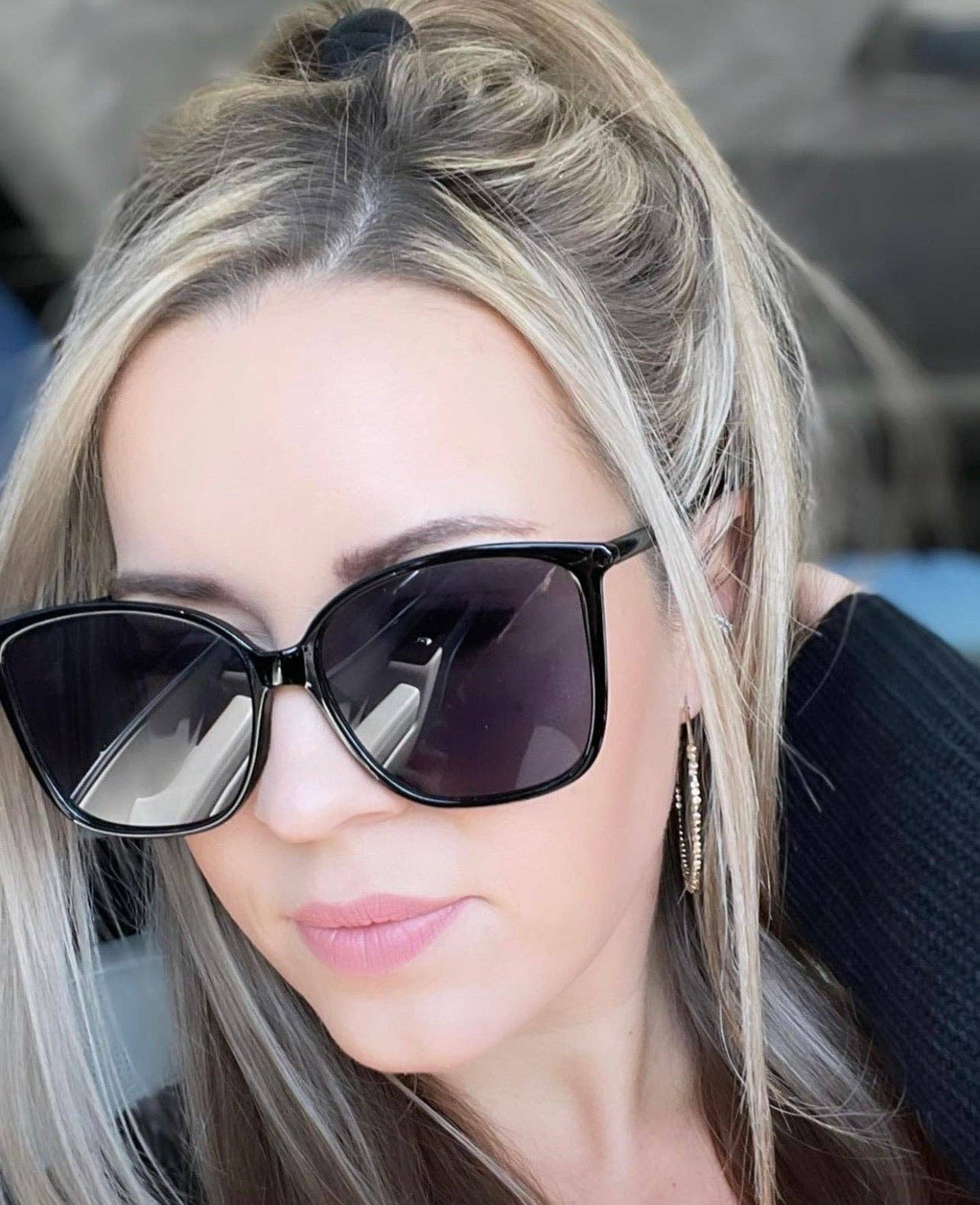 High Class Black Sunnies