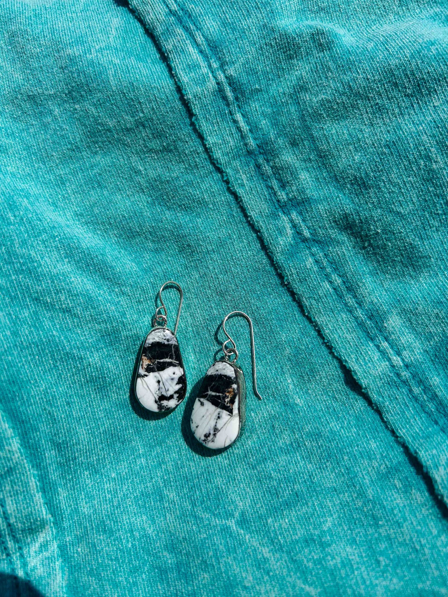 White Buffalo Native American Teardrop Statement Earrings – Modern Minimalist Chic