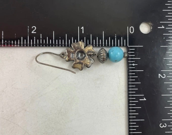 Sterling Silver Flower Turquoise Earring