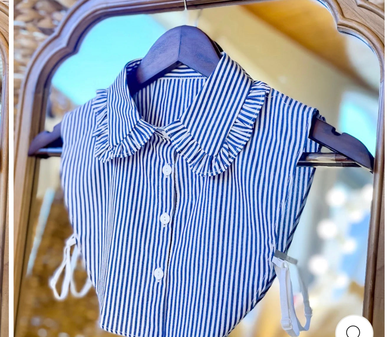 The Finishing Touch - Faux collar rhinestoned