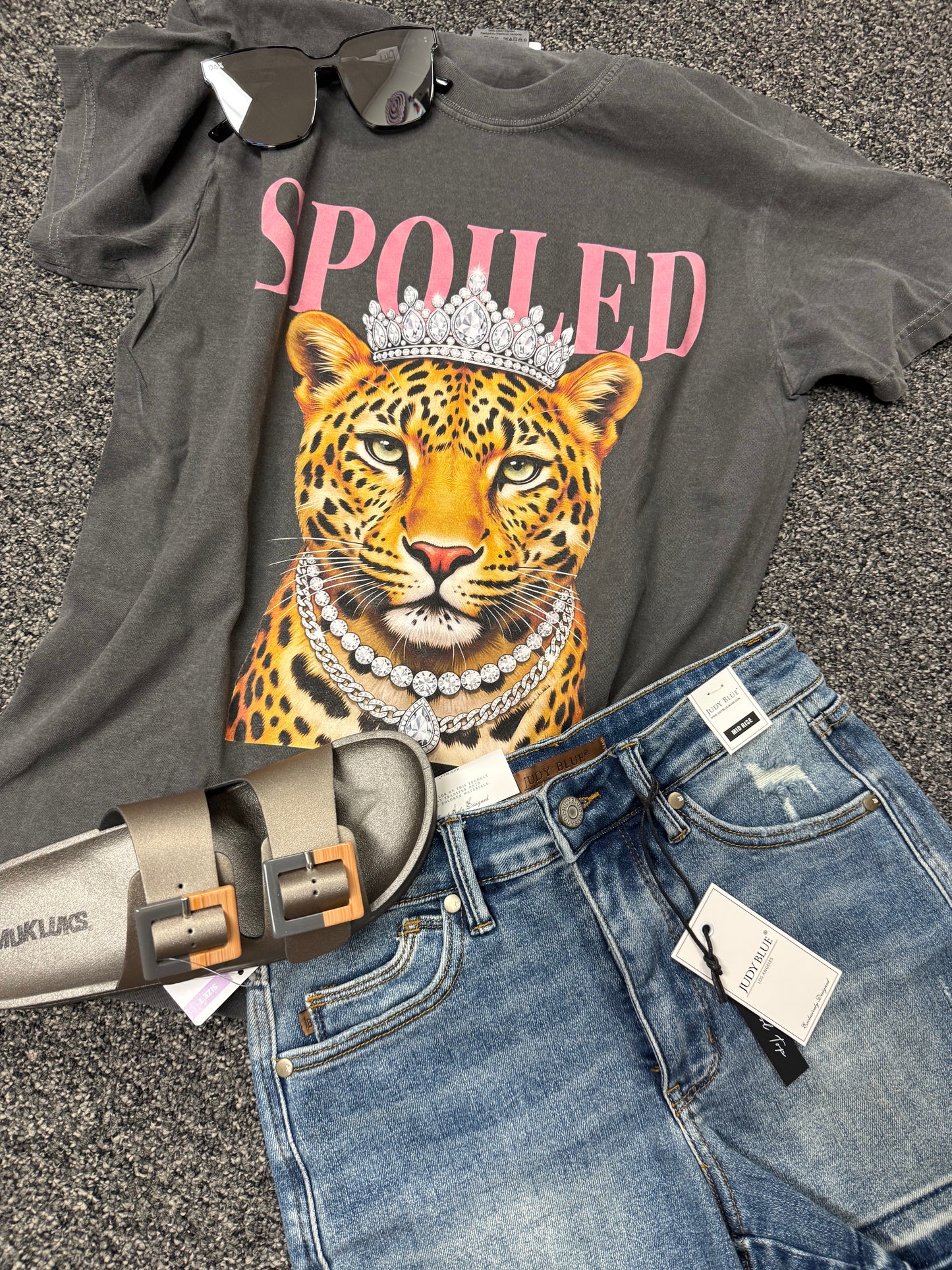 Spoiled Crown Queen Leopard Graphic Tee