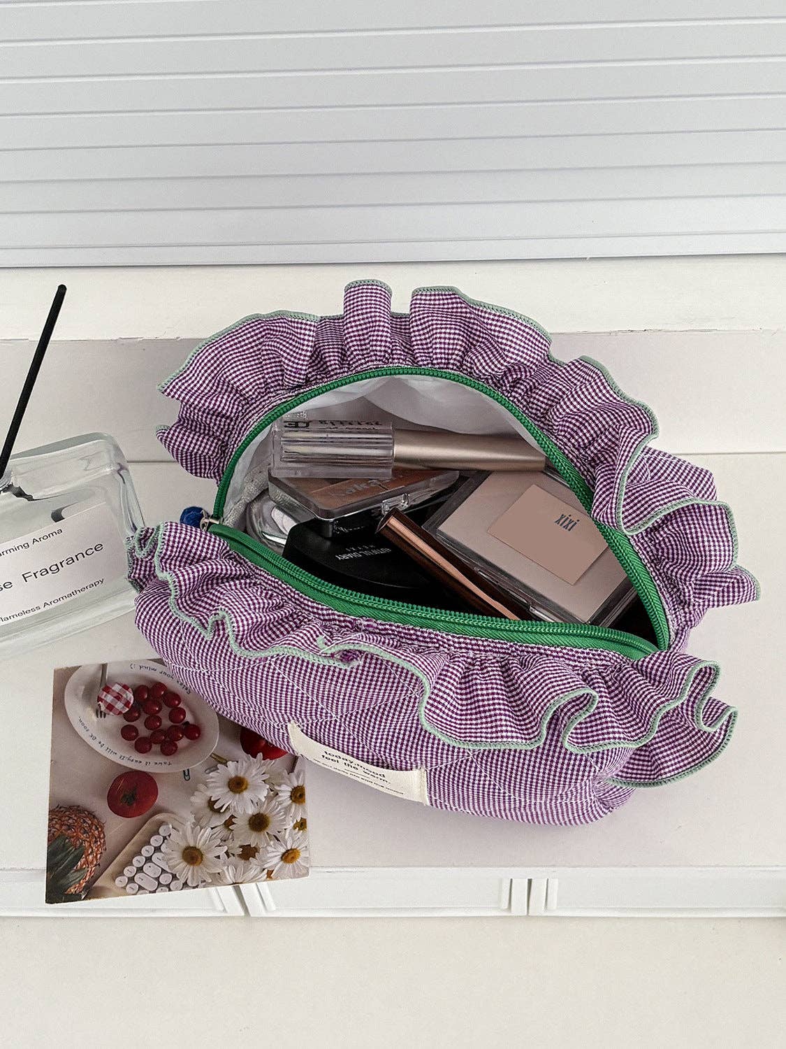 Ruffle Top Quilted Makeup Bag | Queen Bee Boutique