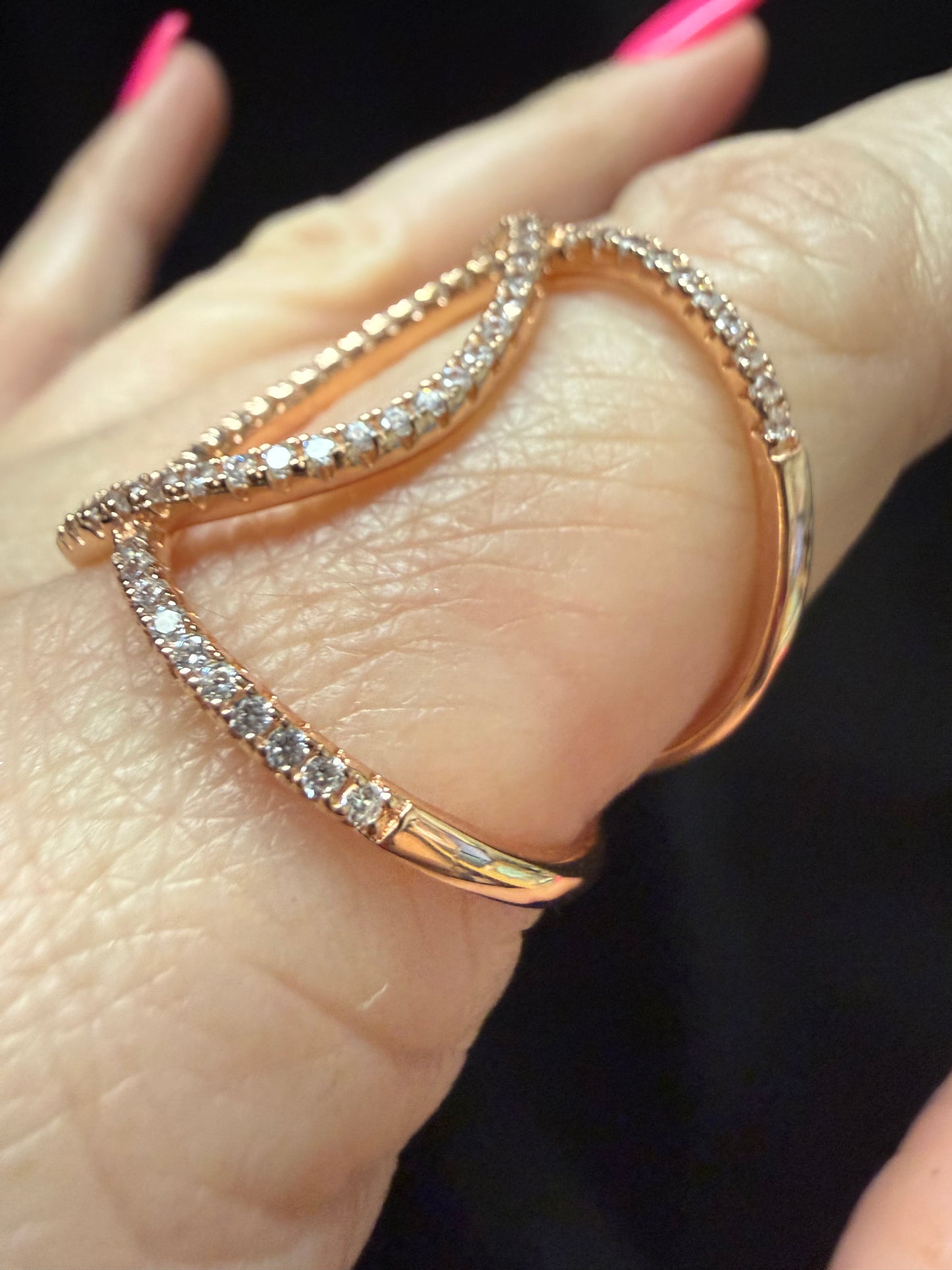 Open Split Ring Rose | Queen Bee Boutique