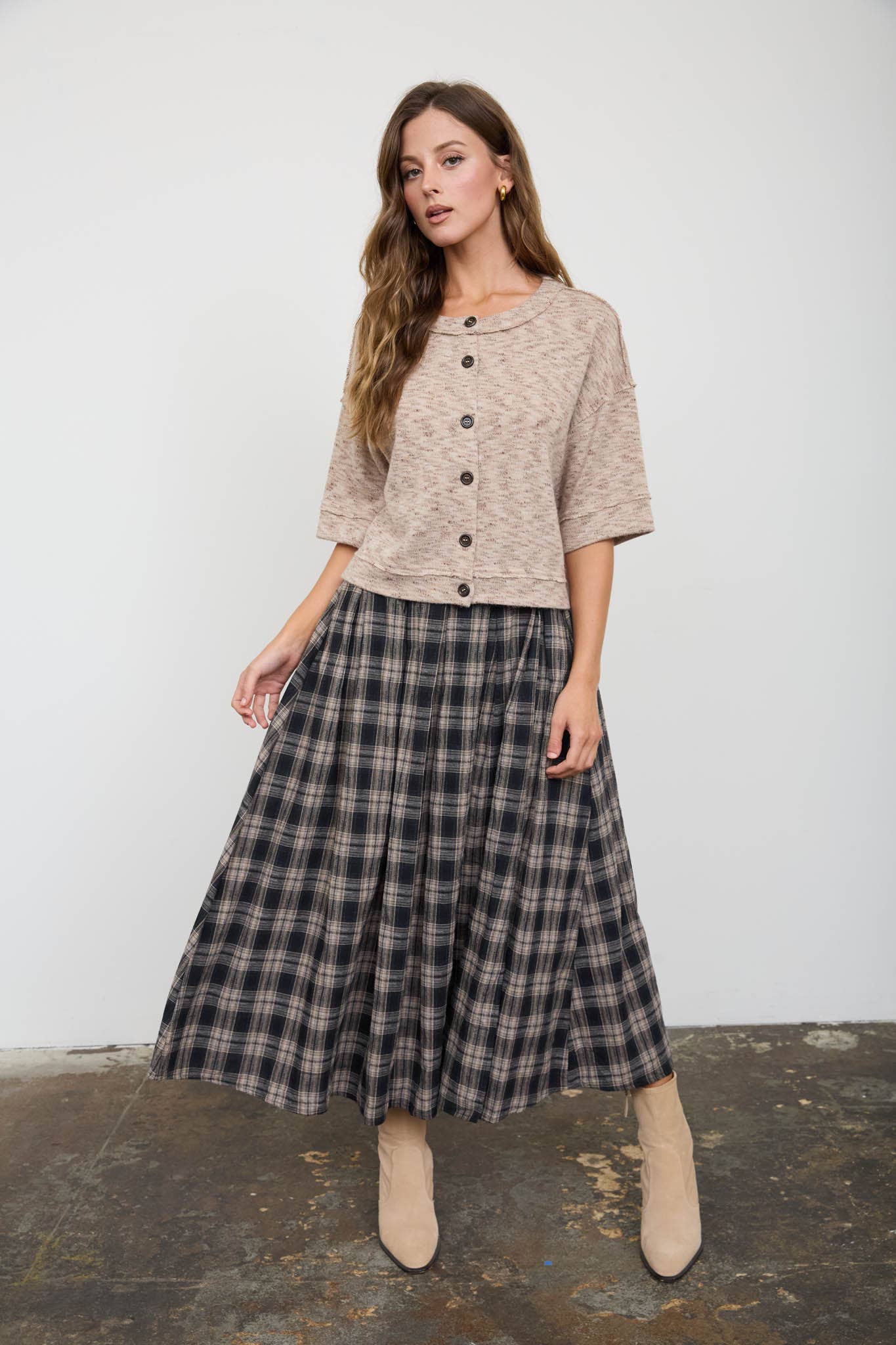 PLAID PLEATED MIDI SKIRT FALLWINTER | Queen Bee Boutique