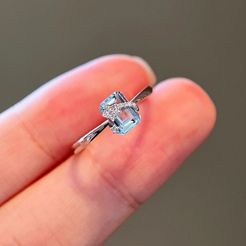 Dainty Blue Gemstone Star Band Ring in 925