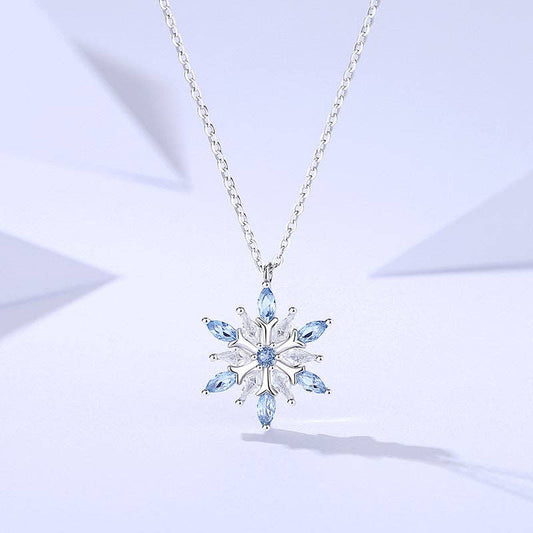 Dainty Snowflake Pendant Necklace in 925 Sterling Silver