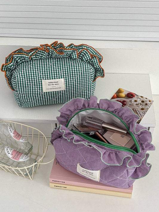 Ruffle Top Quilted Makeup Bag | Queen Bee Boutique