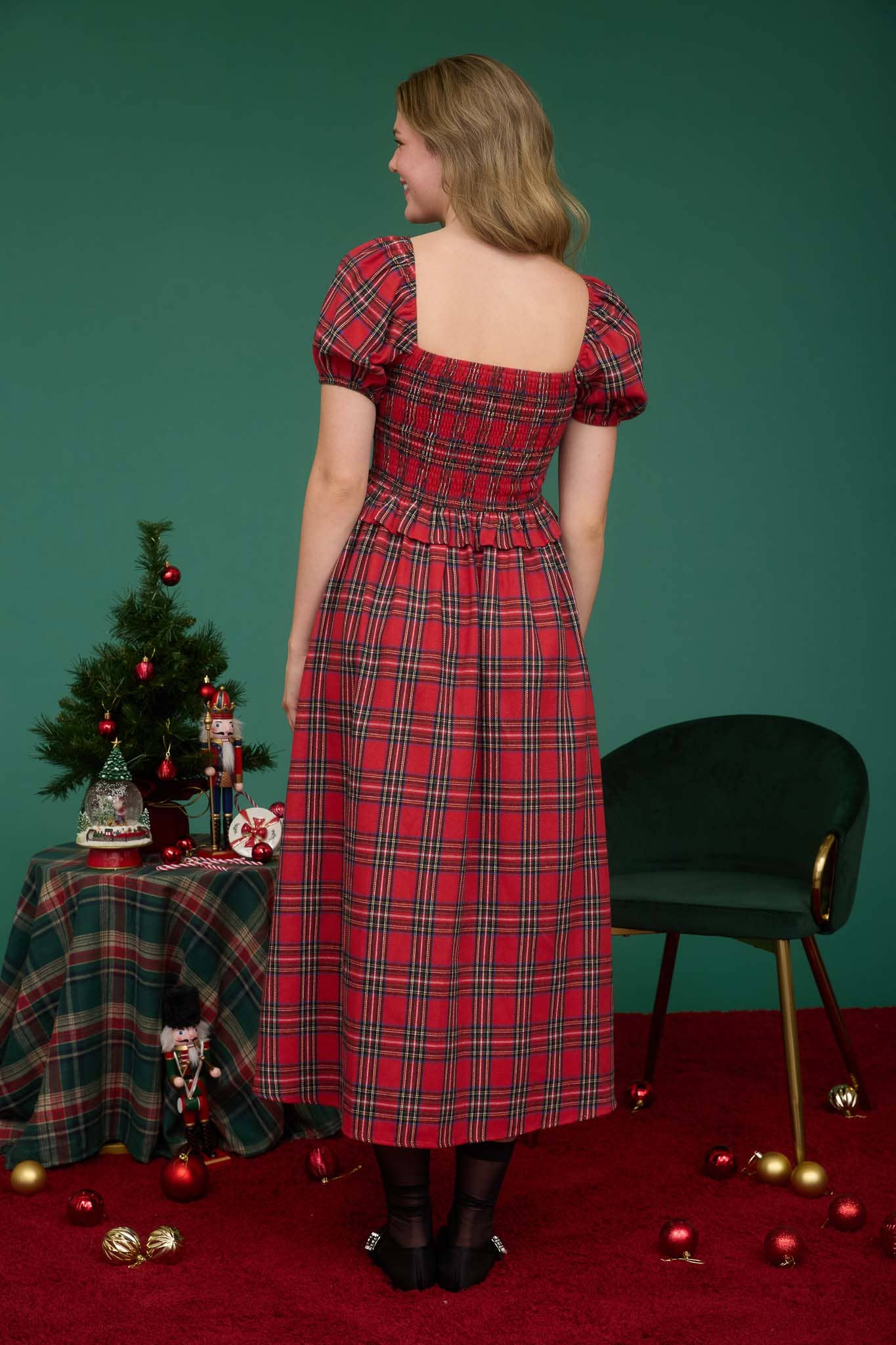 HOLIDAY PLAID PUFF MIDI DRESS