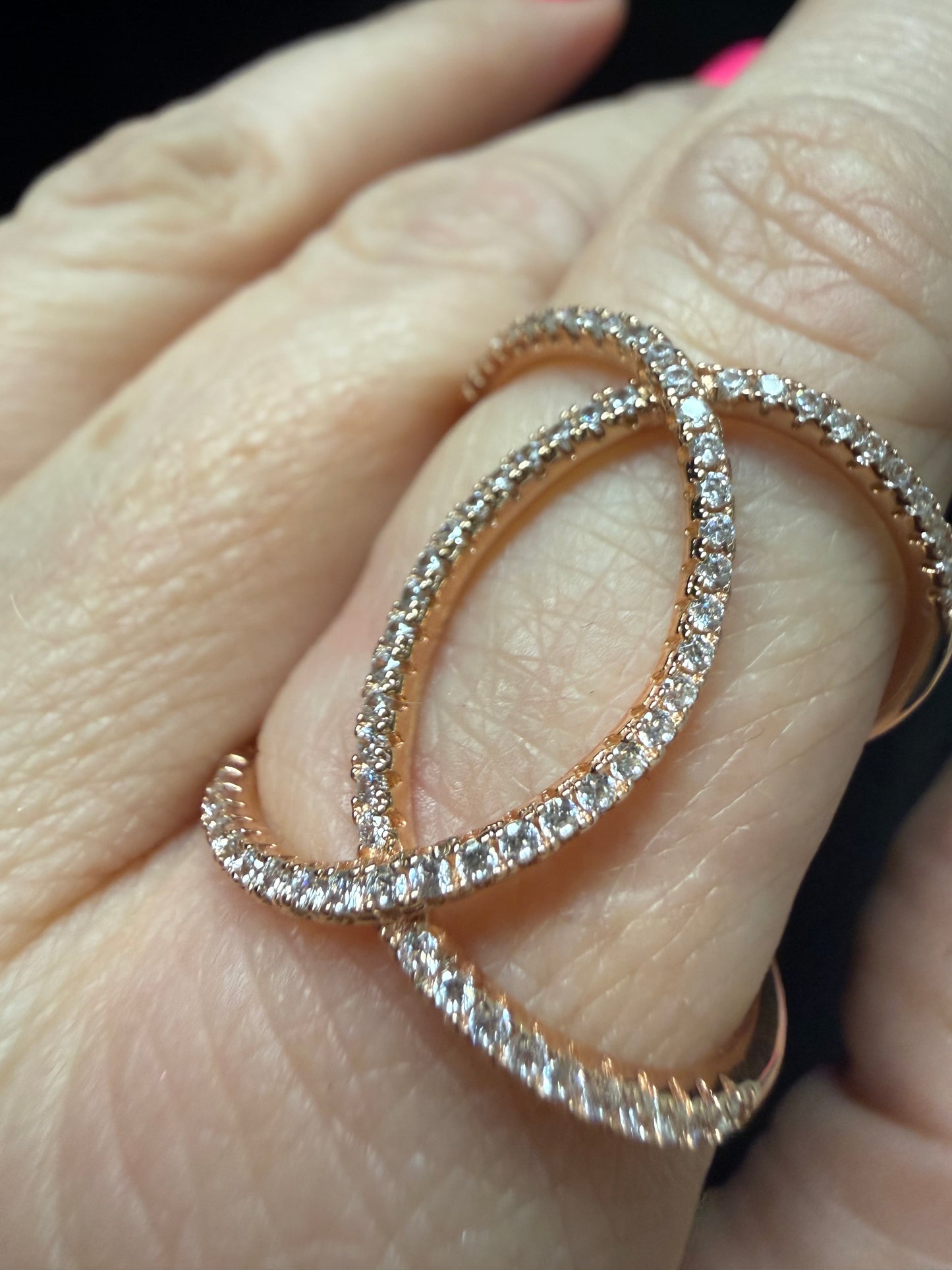 Open Split Ring Rose | Queen Bee Boutique