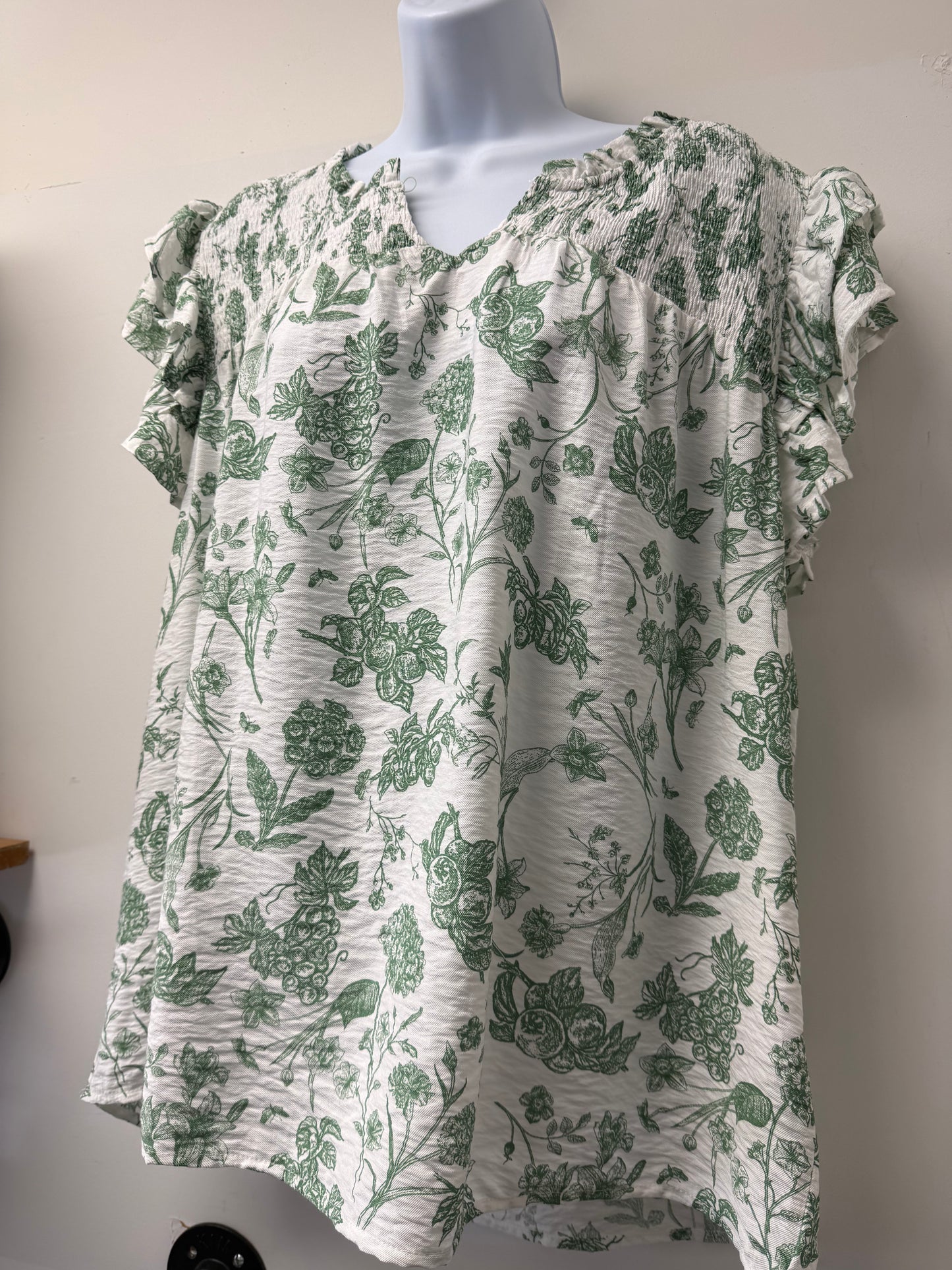 Floral Toille Top Plus Size