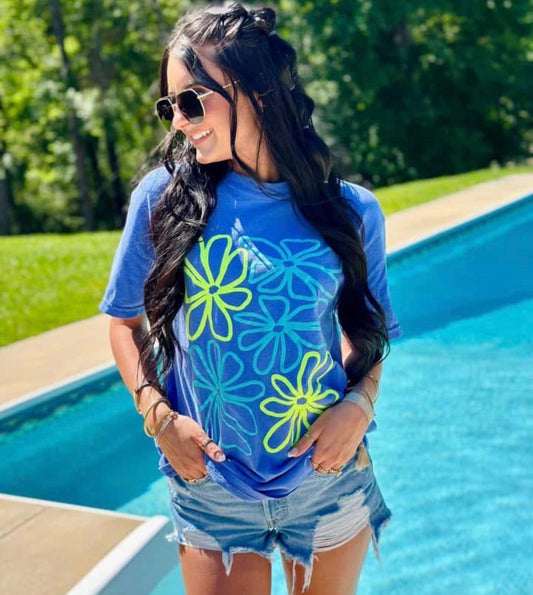Bright Puff Flowers Tee Summertime Pool Side Fun Graphic Tee | Queen Bee Boutique