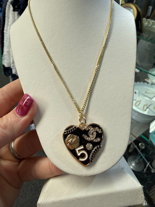 Heart Black No. 5 Necklace Gold Tone Charm Pendant | Queen Bee Boutique