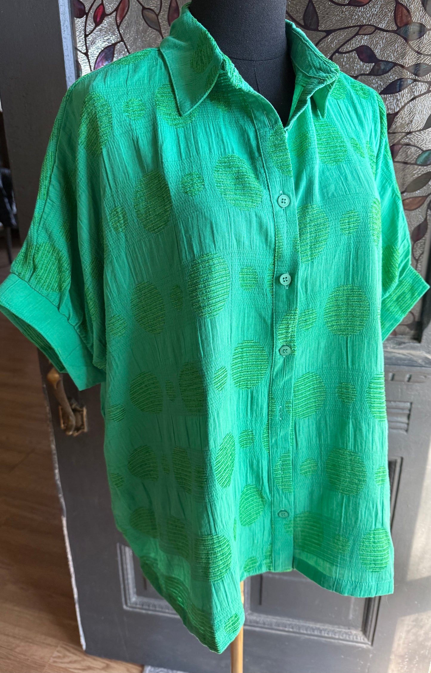 Oversized Textured Green Dot Dolman Short Sleeve Day Top | QB Boutique