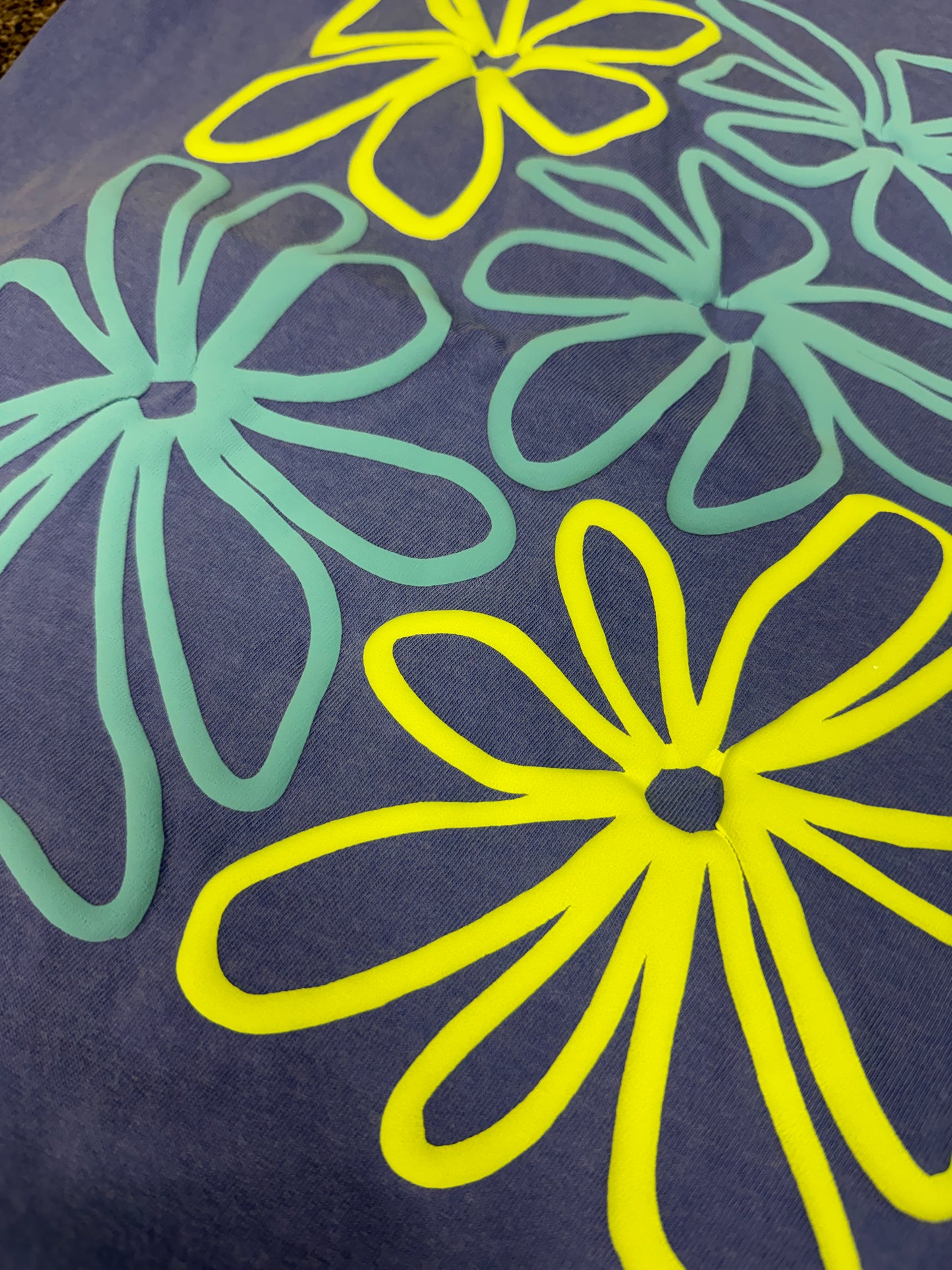 Bright Puff Flowers Tee Summertime Pool Side Fun Graphic Tee | Queen Bee Boutique