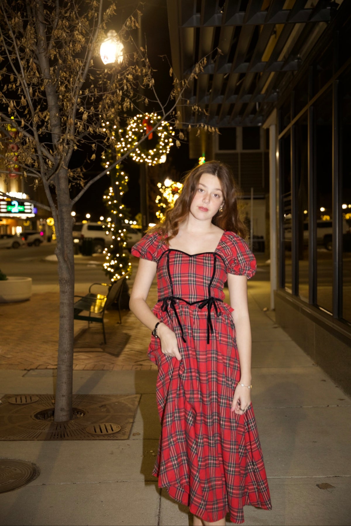 HOLIDAY PLAID PUFF MIDI DRESS