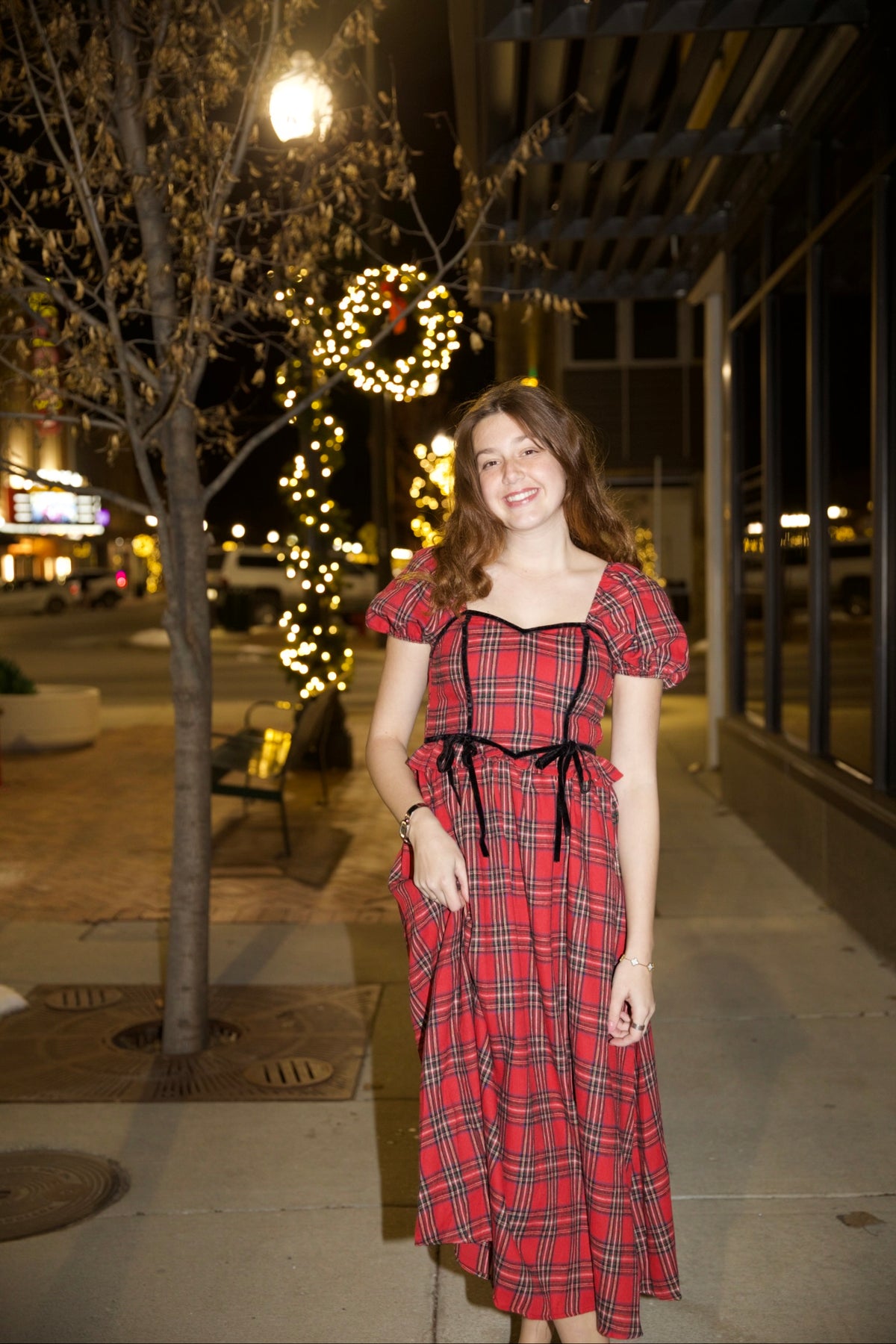 HOLIDAY PLAID PUFF MIDI DRESS