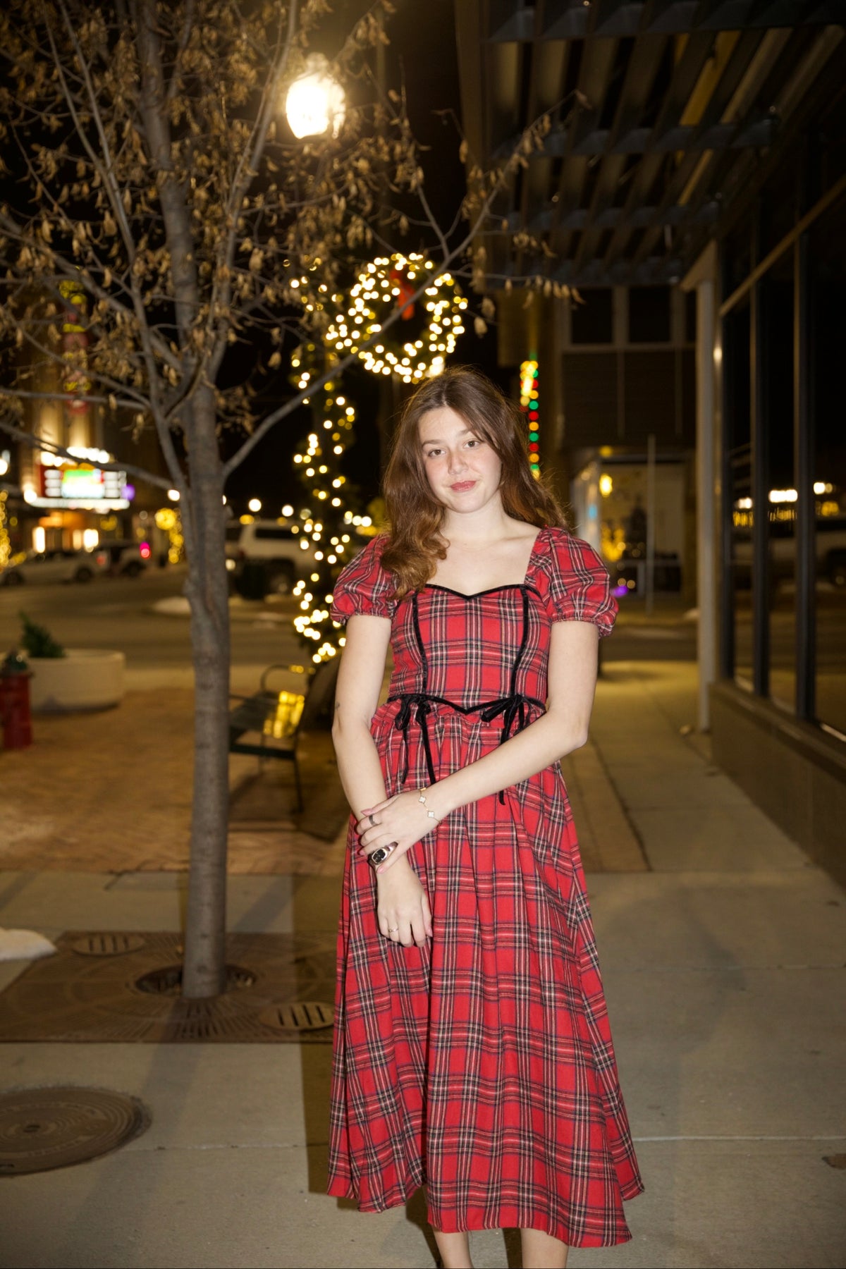 HOLIDAY PLAID PUFF MIDI DRESS