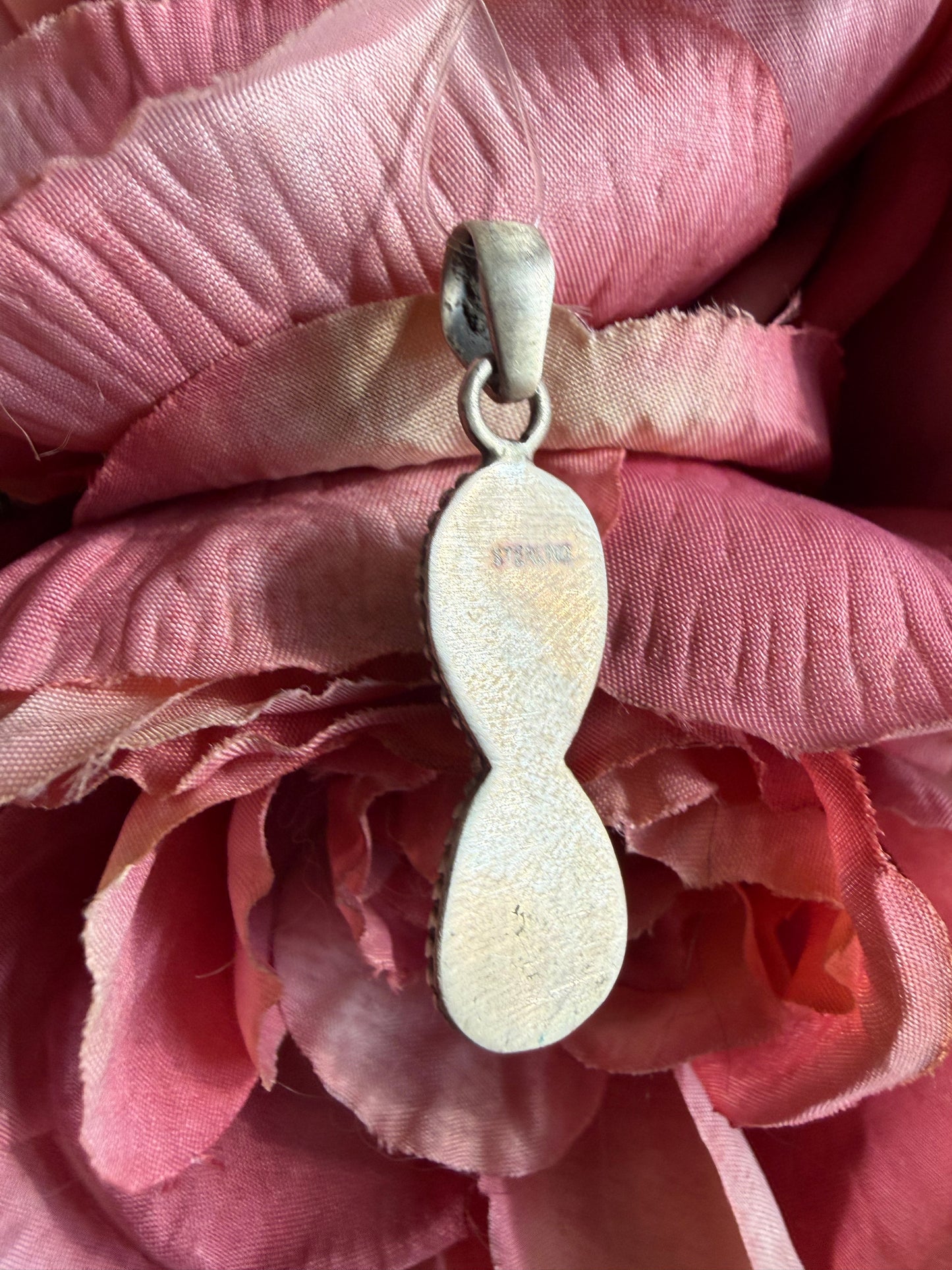 White Water Turquoise Pendant | Queen Bee