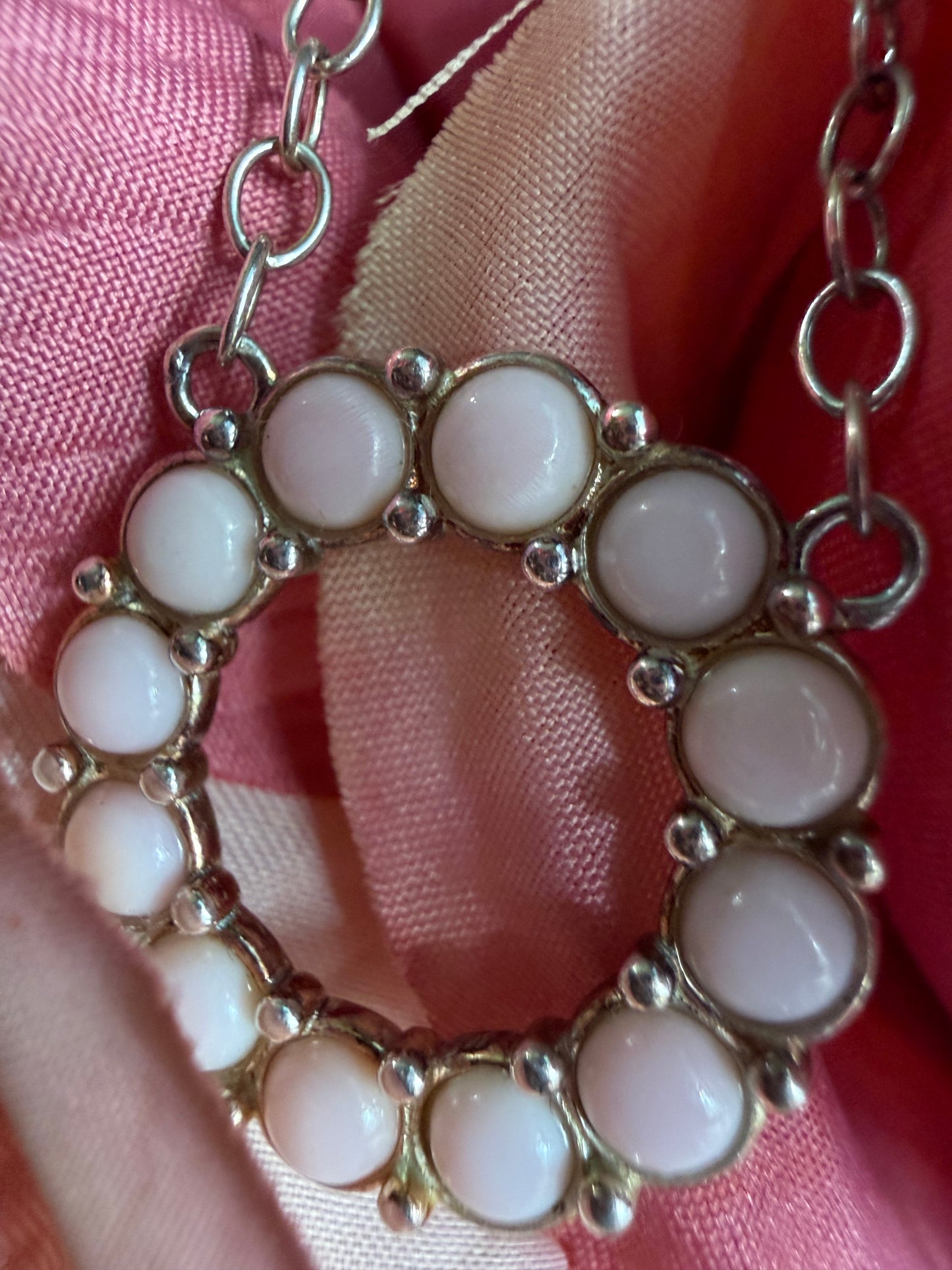 Pink Conch Circle Pendant Necklace | Queen Bee Boutique