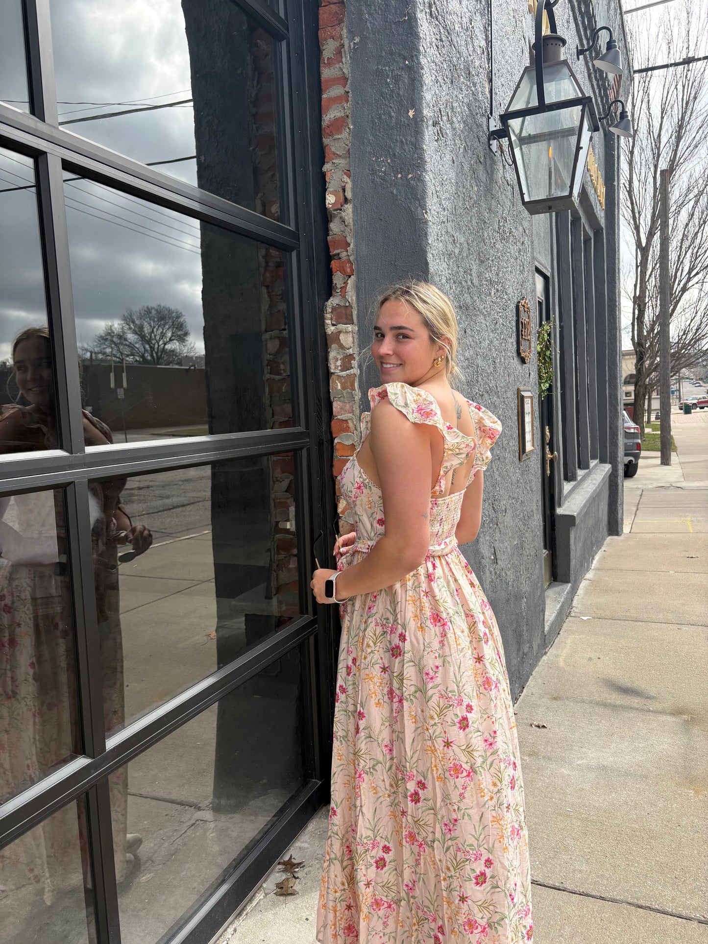 Flora Gardenia Sweetheart Midi Dress – Smocked Back & Ruffle Detail