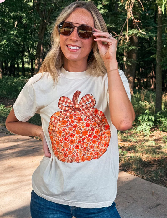 Floral Pumpkin Tee | Queen Bee Customs