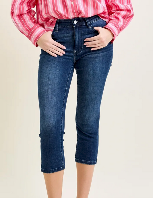 Judy Blue Sleek Chic Capri Side Slit | Queen Bee Boutique