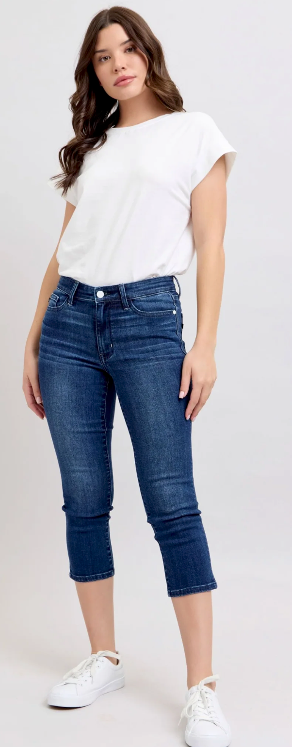 Judy Blue Sleek Chic Capri Side Slit | Queen Bee Boutique