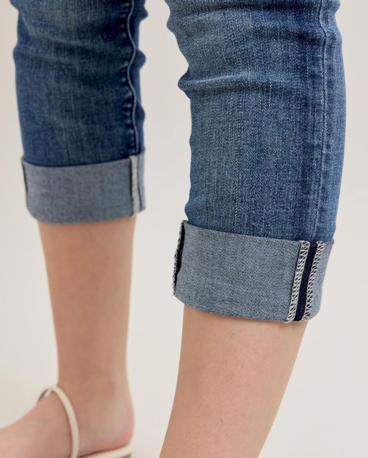 Judy Blue Mid Rise Dark Wash Cuffed Capri Denim Jeans | Queen Bee Boutique