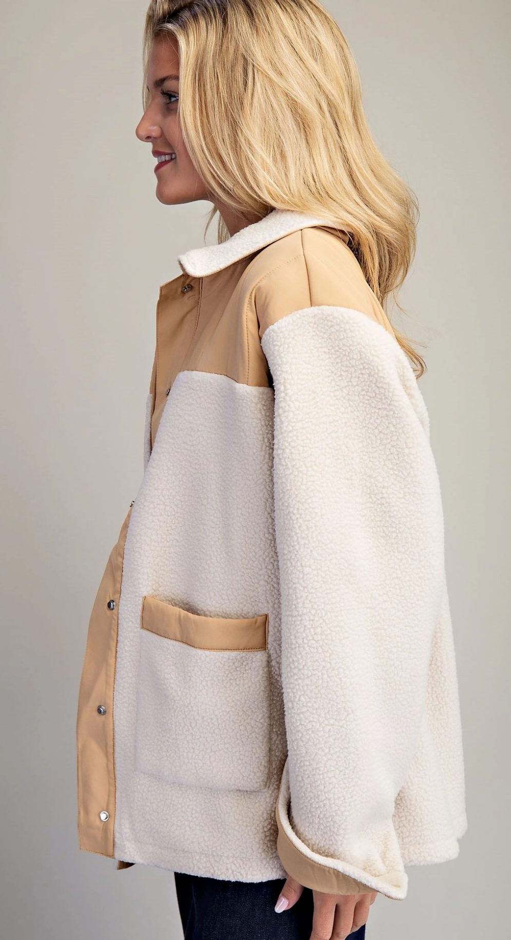 Cream Colorblock Fleece Jacket | Queen Bee Boutique