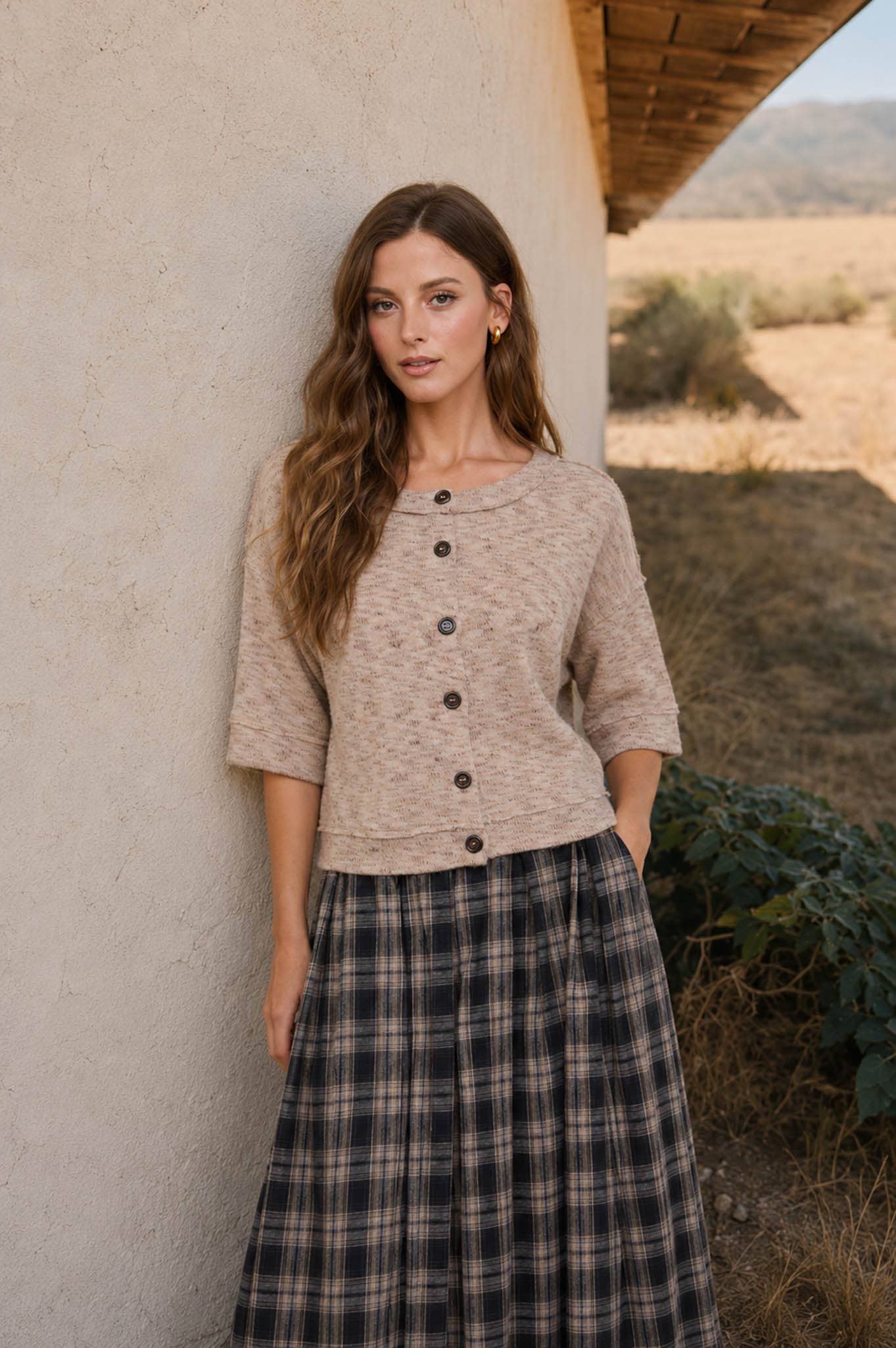 MARLED BUTTON DOWN SHORT SLEEVE RAW EDGE KNIT TOP |QUEEN BEE