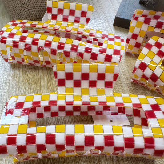 Red Kingdom Checkered Clip