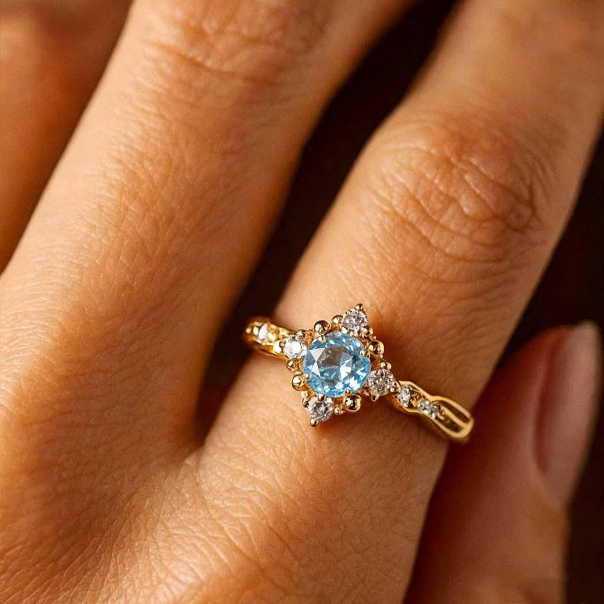 Vintage Blue CZ Starburst Crown Ring in 925 Sterling Silver