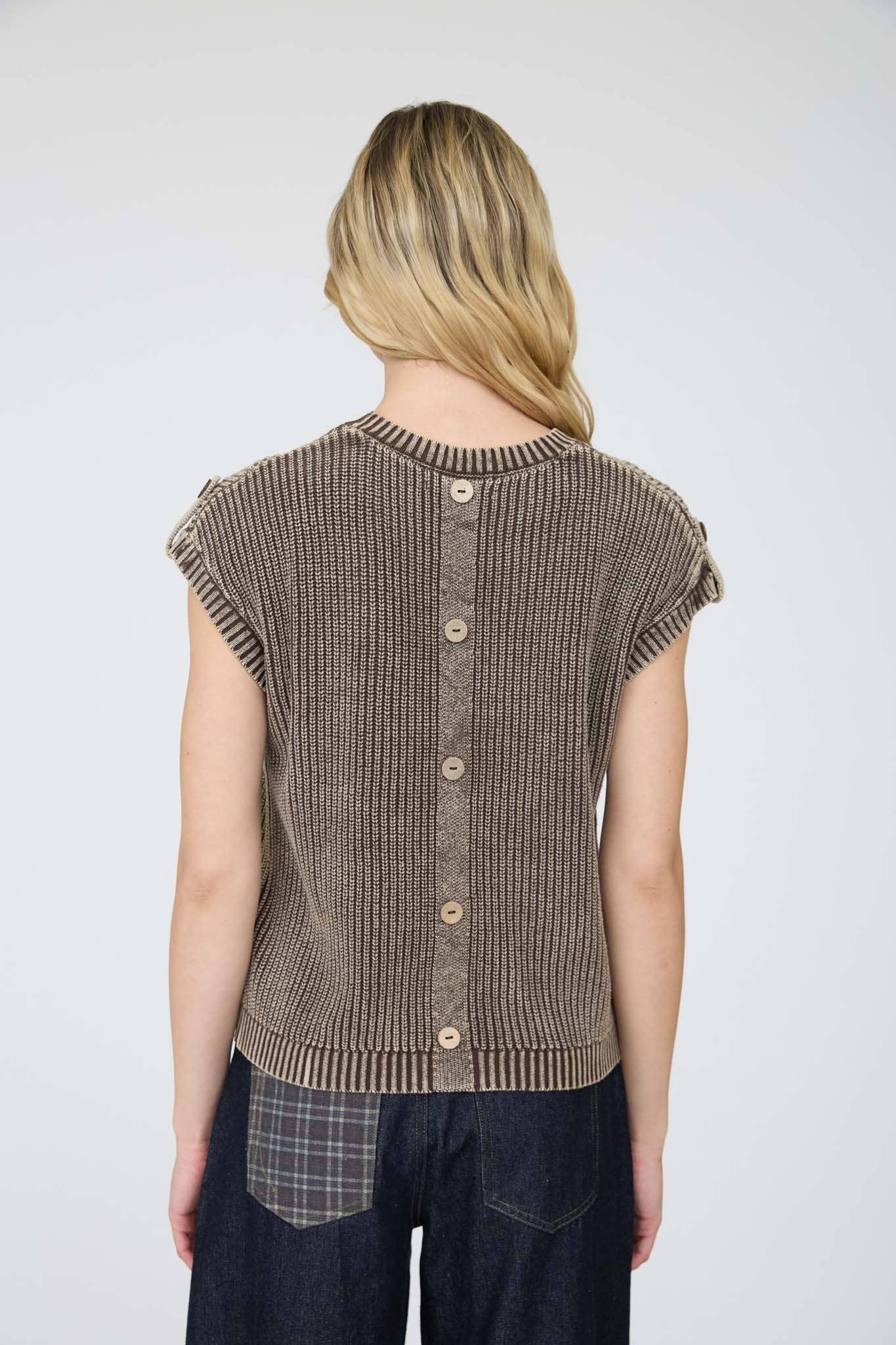 ACID WASHED TAB SLEEVE BACK BUTTON KNIT TOP | Queen Bee Boutique