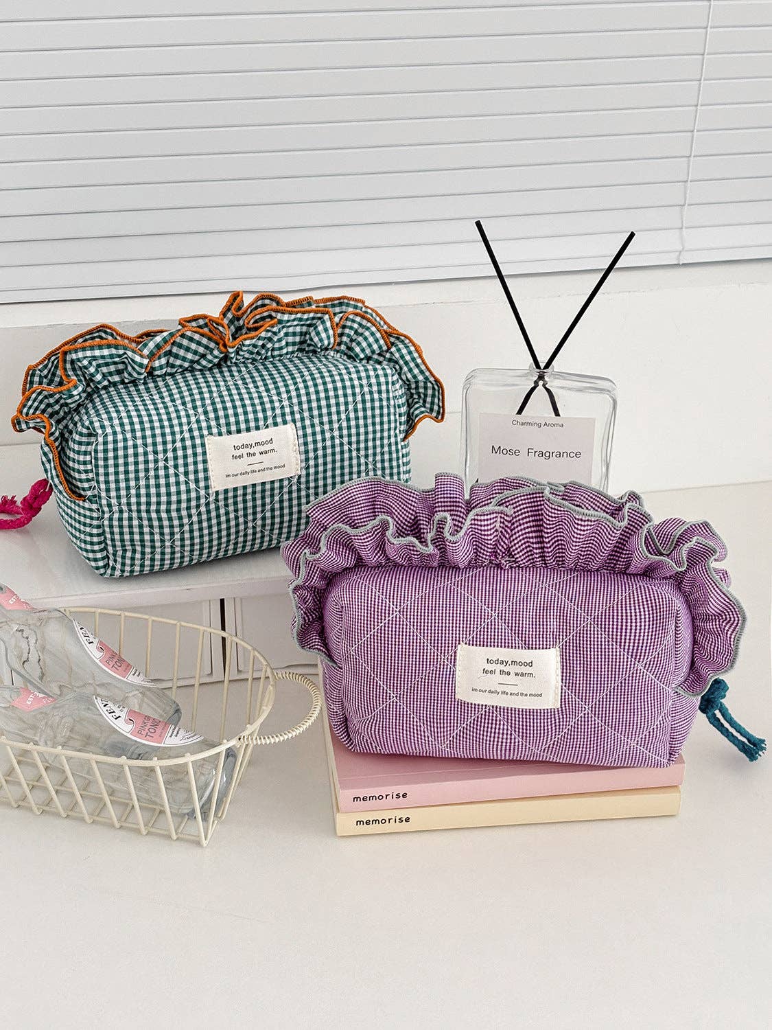 Ruffle Top Quilted Makeup Bag | Queen Bee Boutique